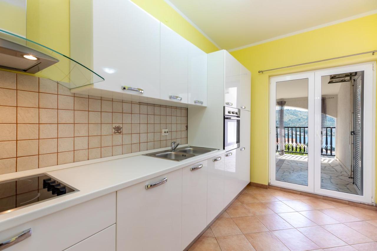 Apartments Villa Maja Rogoznica  Esterno foto