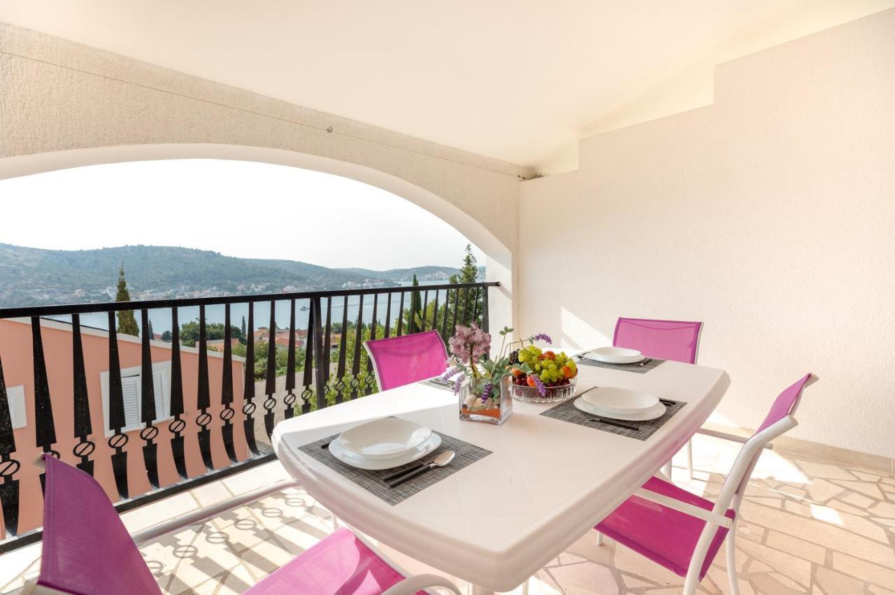 Apartments Villa Maja Rogoznica  Esterno foto