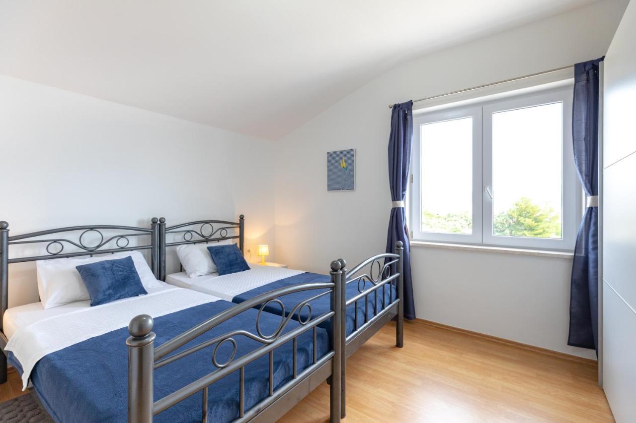 Apartments Villa Maja Rogoznica  Esterno foto