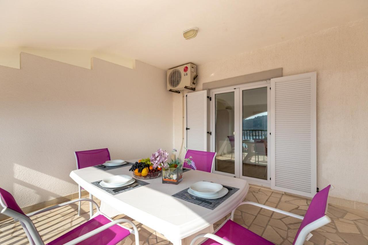 Apartments Villa Maja Rogoznica  Esterno foto