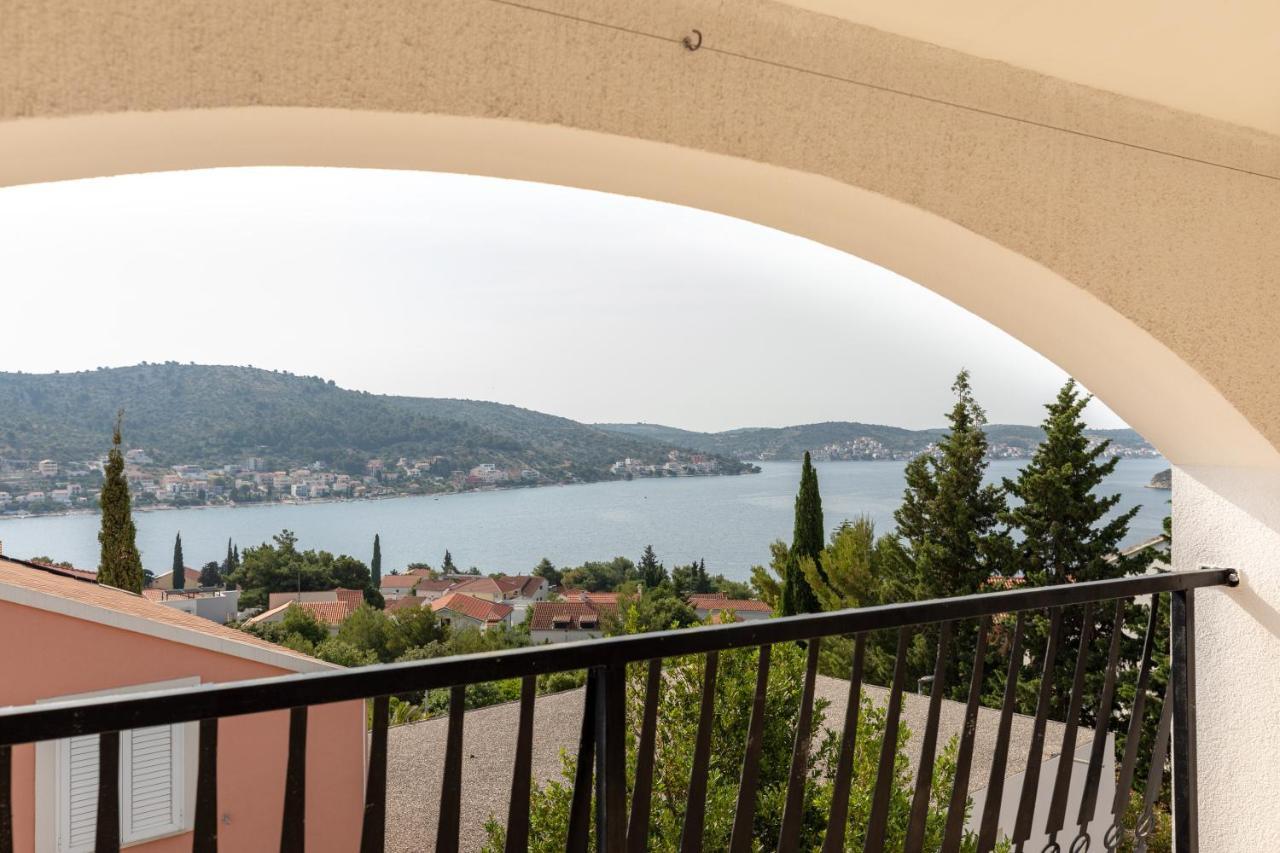 Apartments Villa Maja Rogoznica  Esterno foto