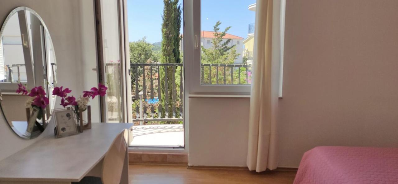 Apartments Villa Maja Rogoznica  Esterno foto